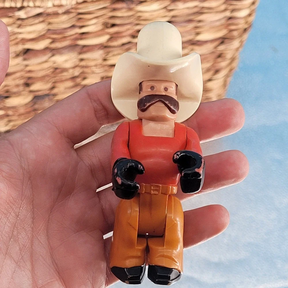 Vintage 1979 Fisher Price Husky Helpers Rodeo Rig #330 Truck Cowboy Horse set
